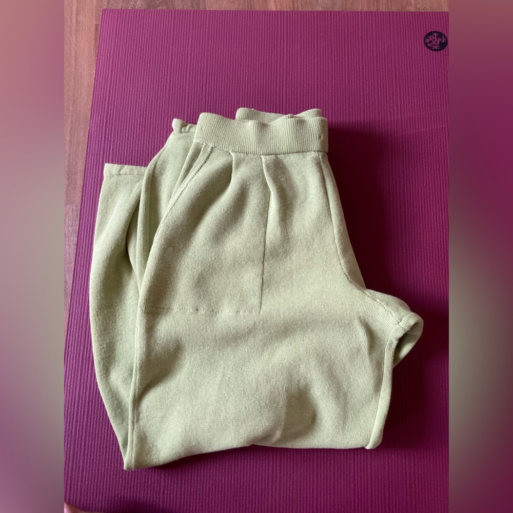 High-Waist Olive Green Wide-Leg Women's Pants - Picture 6 of 7
